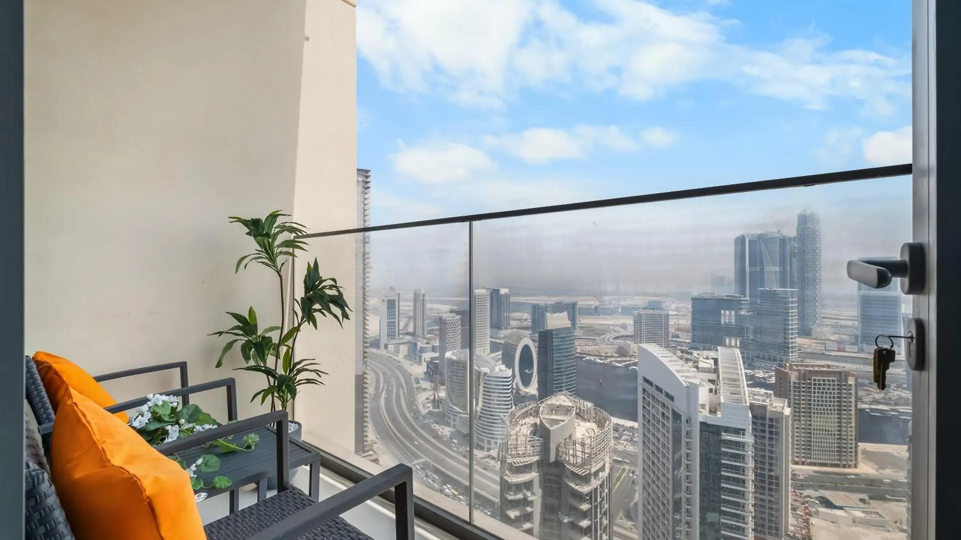 Apartment Cosmic Sky Suite High Floor 1Br- Dubai Mall Access By Maxx Value Homes