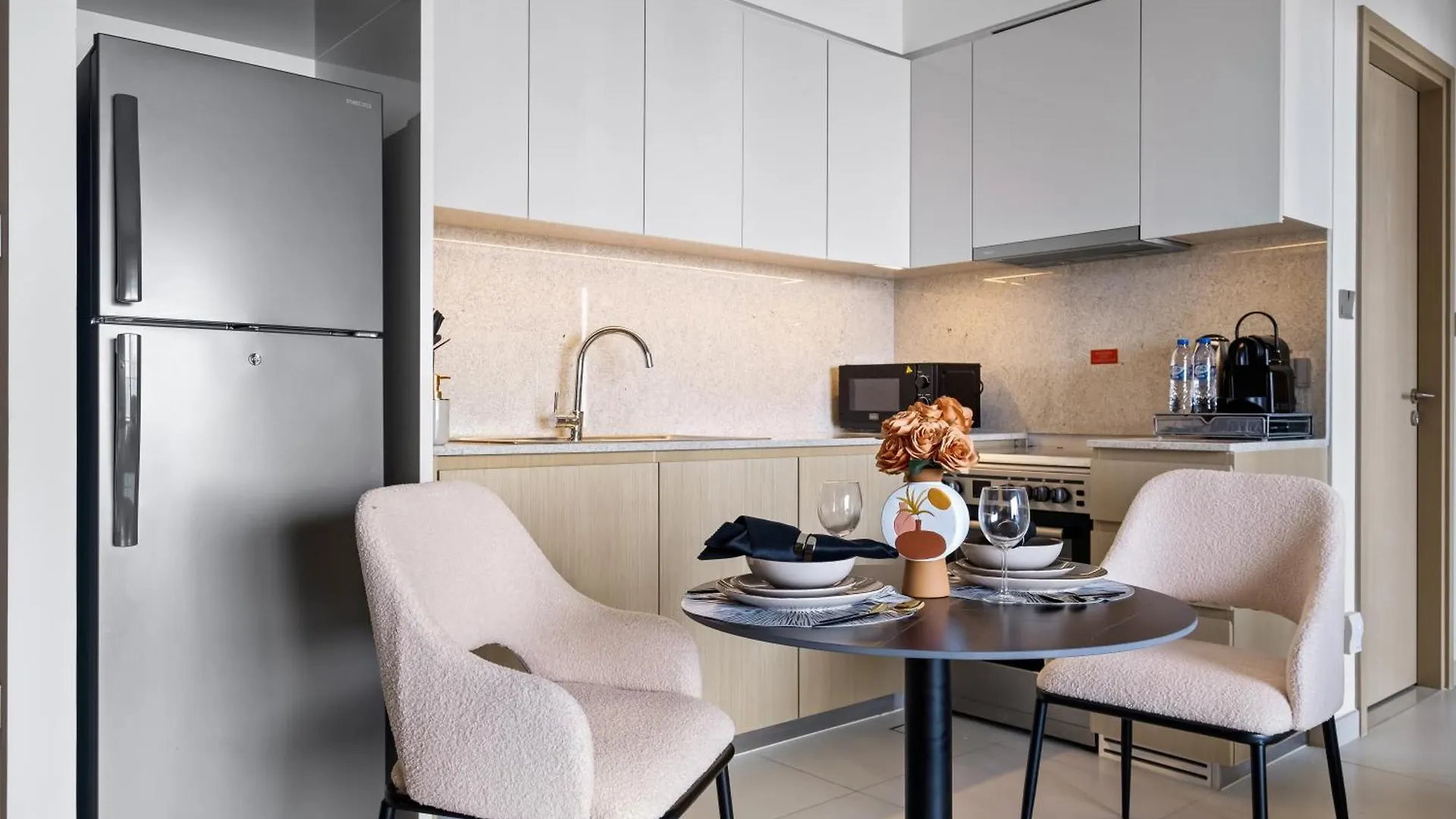 Cosmic Sky Suite High Floor 1Br- Dubai Mall Access By Maxx Value Homes Apartment