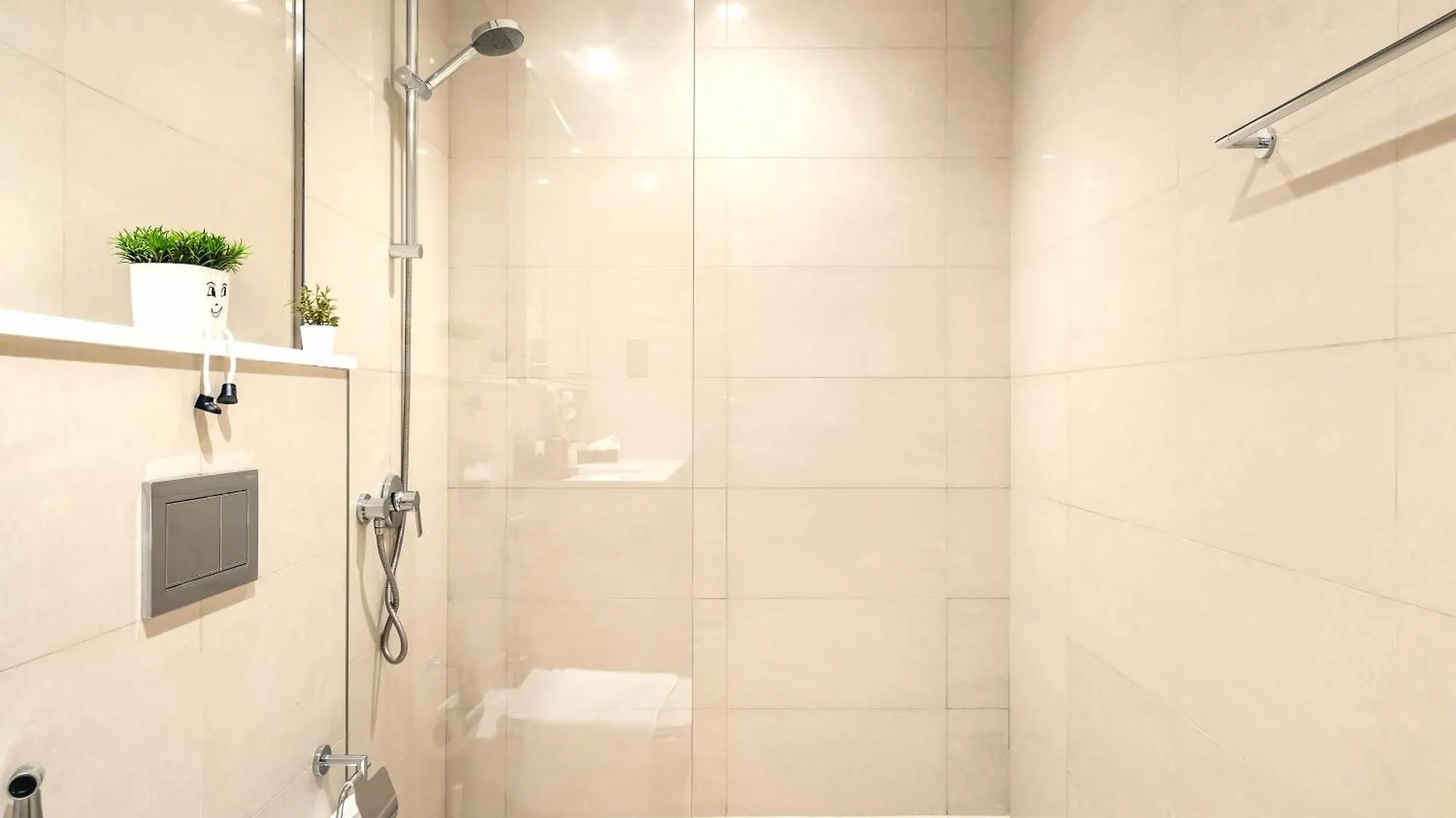 Apartment Cosmic Sky Suite High Floor 1Br- Dubai Mall Access By Maxx Value Homes United Arab Emirates