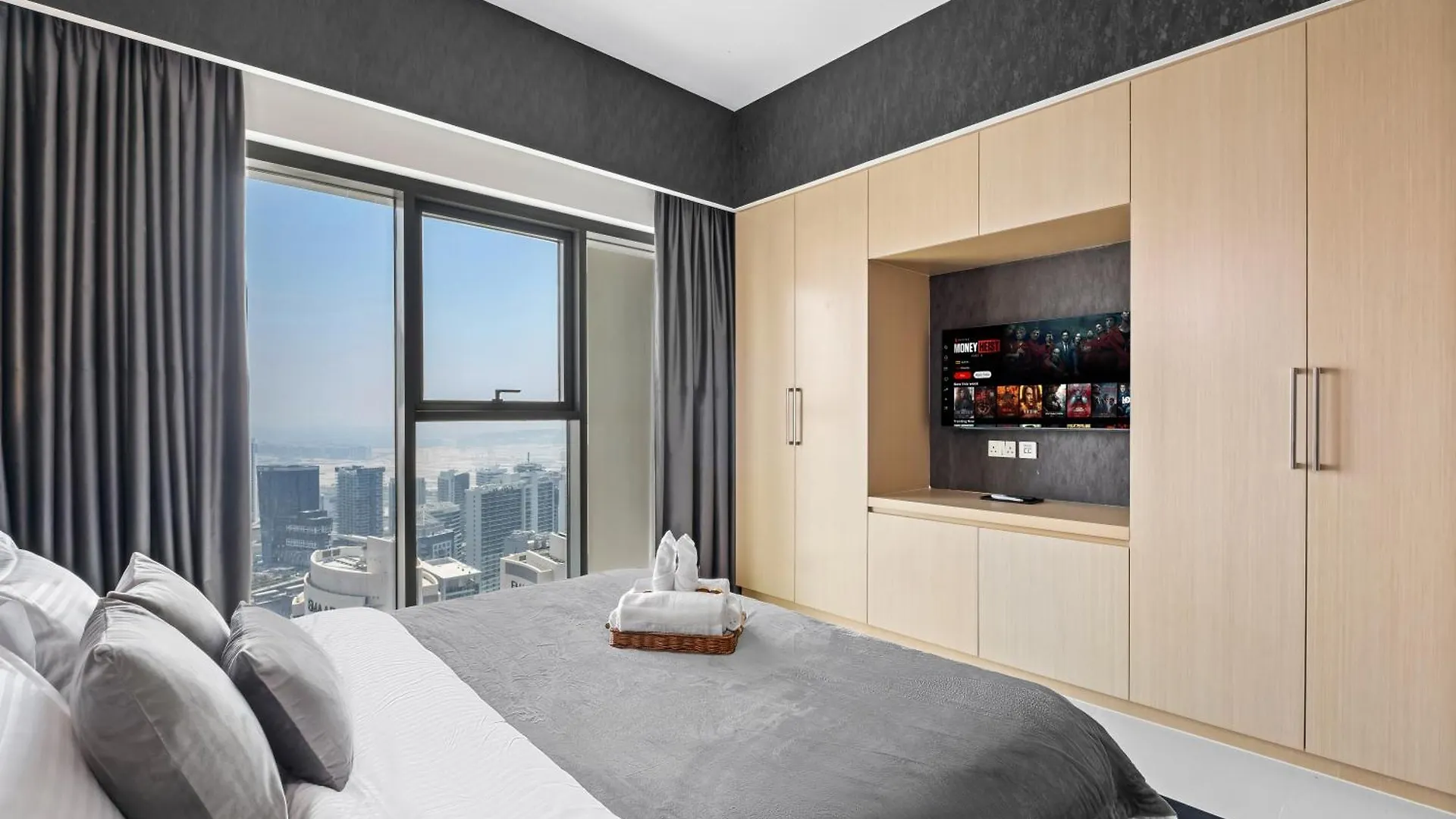Cosmic Sky Suite High Floor 1Br- Dubai Mall Access By Maxx Value Homes