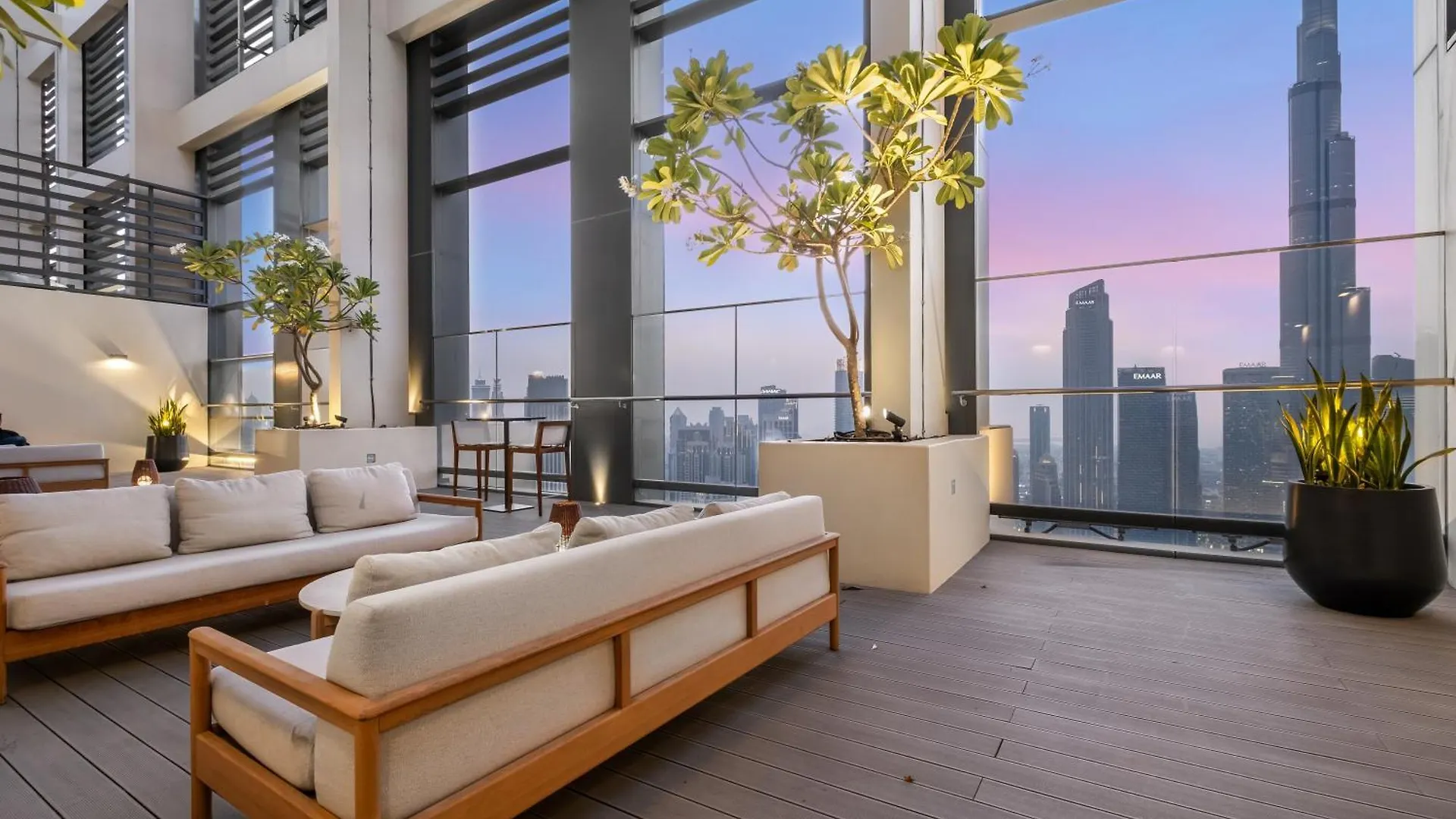 Cosmic Sky Suite High Floor 1Br- Dubai Mall Access By Maxx Value Homes
