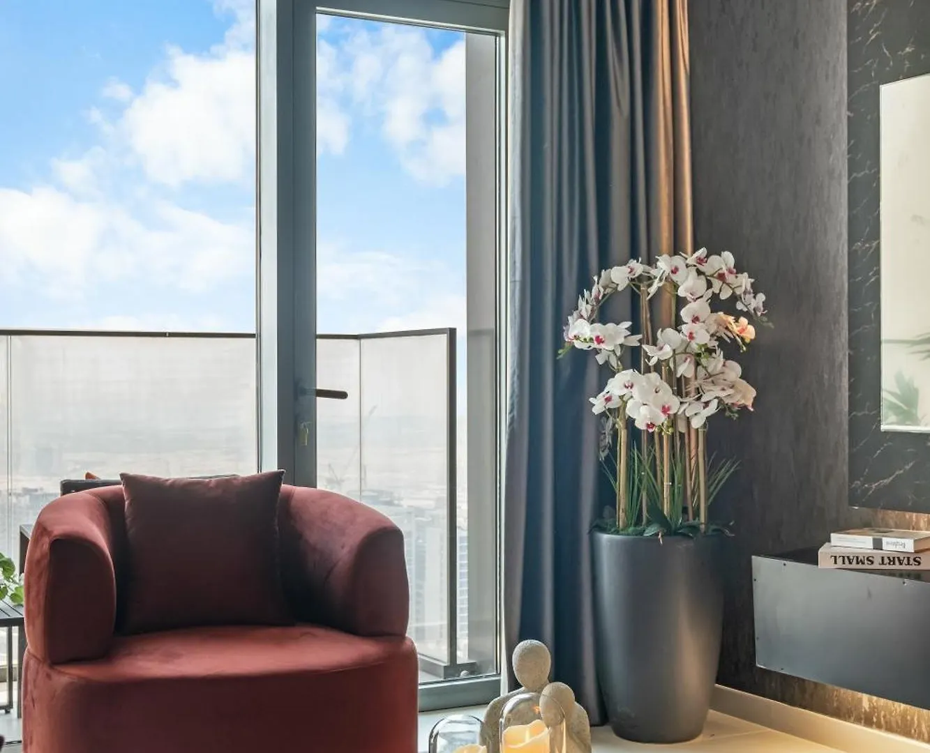 Cosmic Sky Suite High Floor 1Br- Dubai Mall Access By Maxx Value Homes