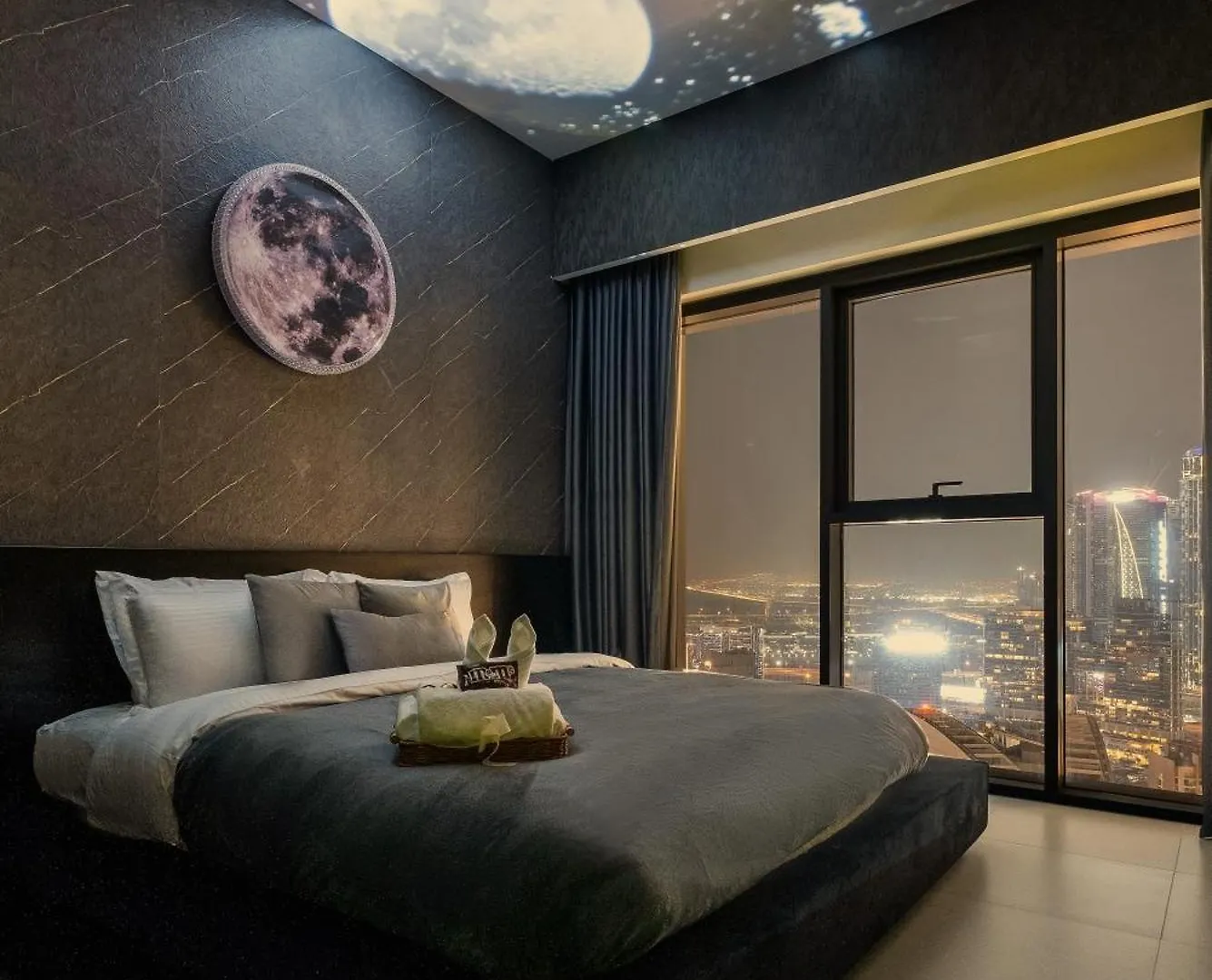 Cosmic Sky Suite High Floor 1Br- Dubai Mall Access By Maxx Value Homes 0*,  United Arab Emirates